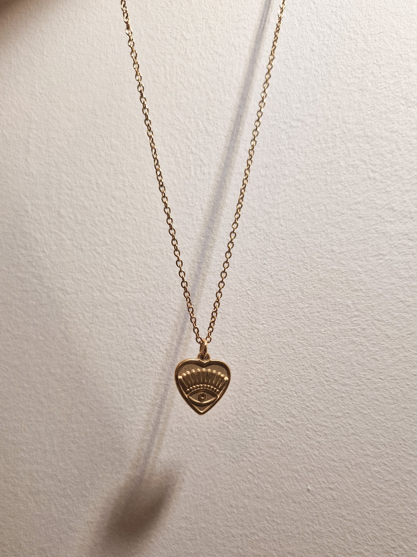 Collier Mora