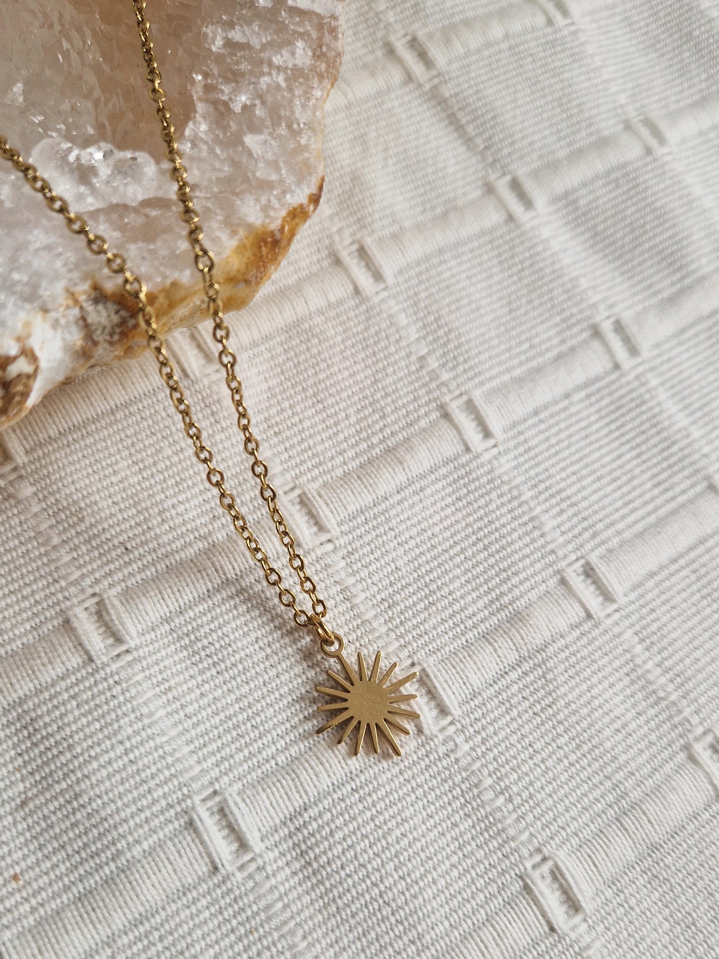 Collier Solys