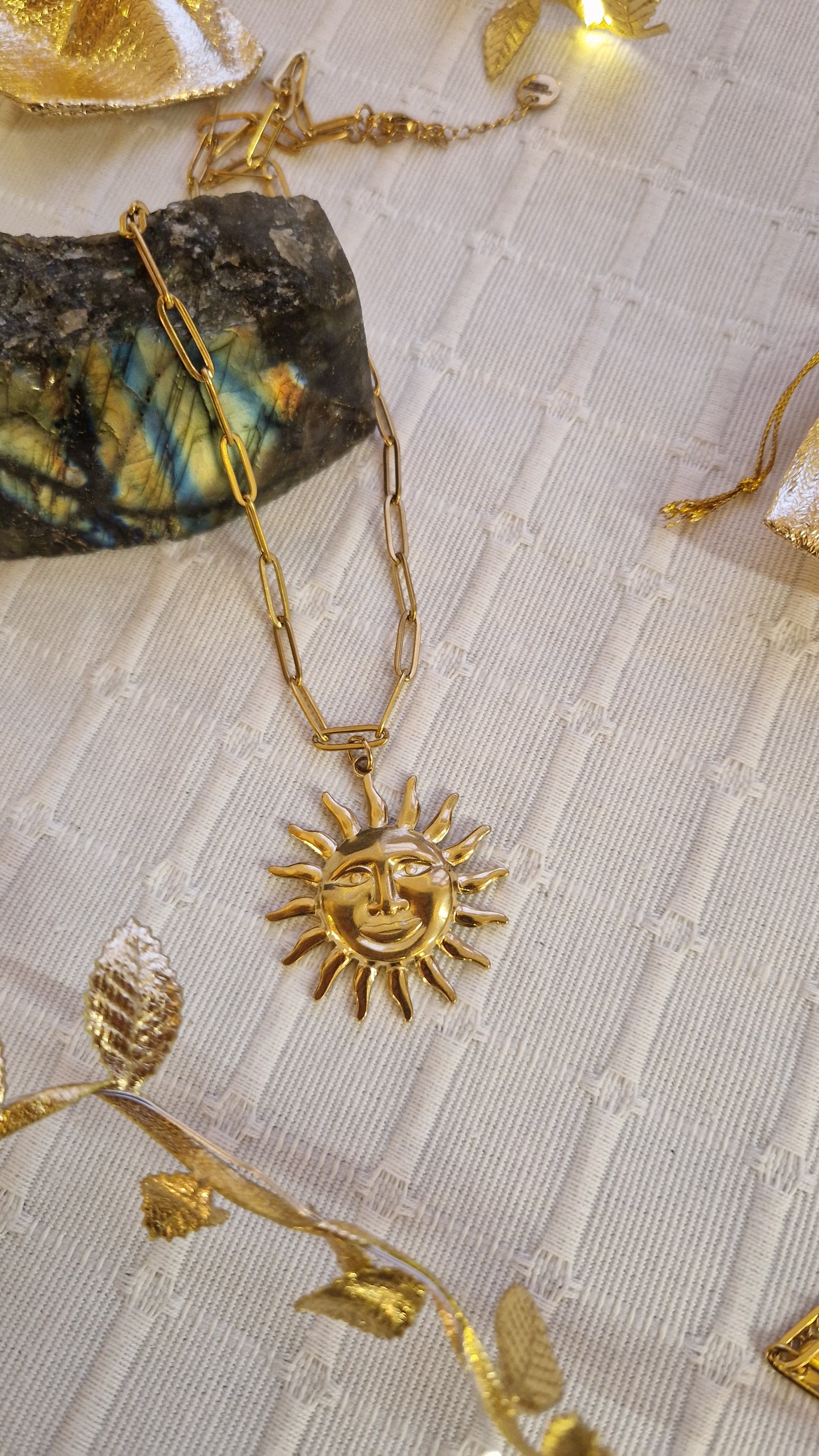 Collier Surya