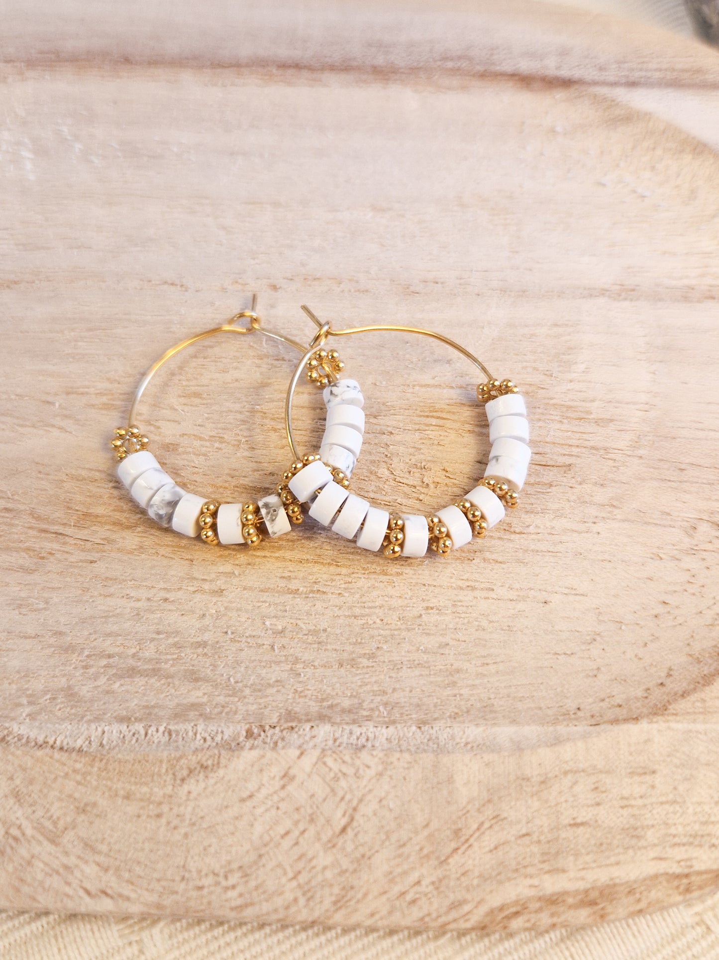 Boucles d'oreilles Colima Howlite
