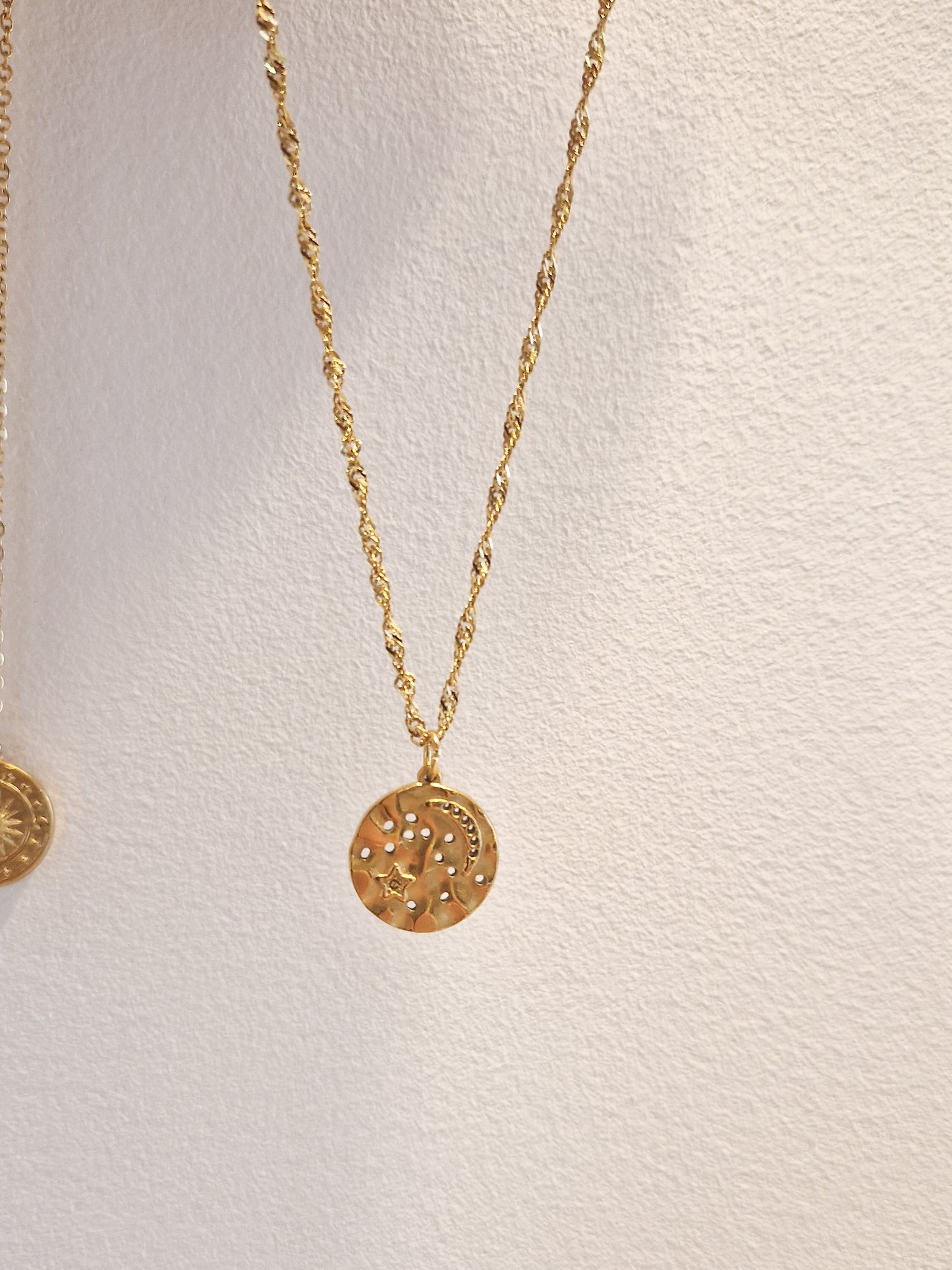 Collier Willow
