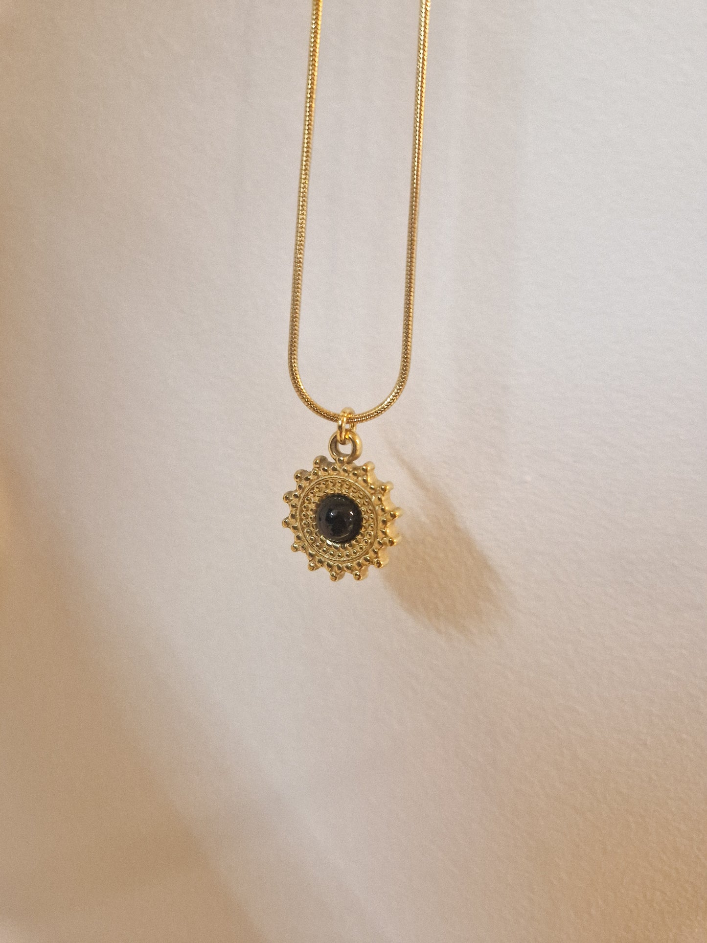 Collier Ilia