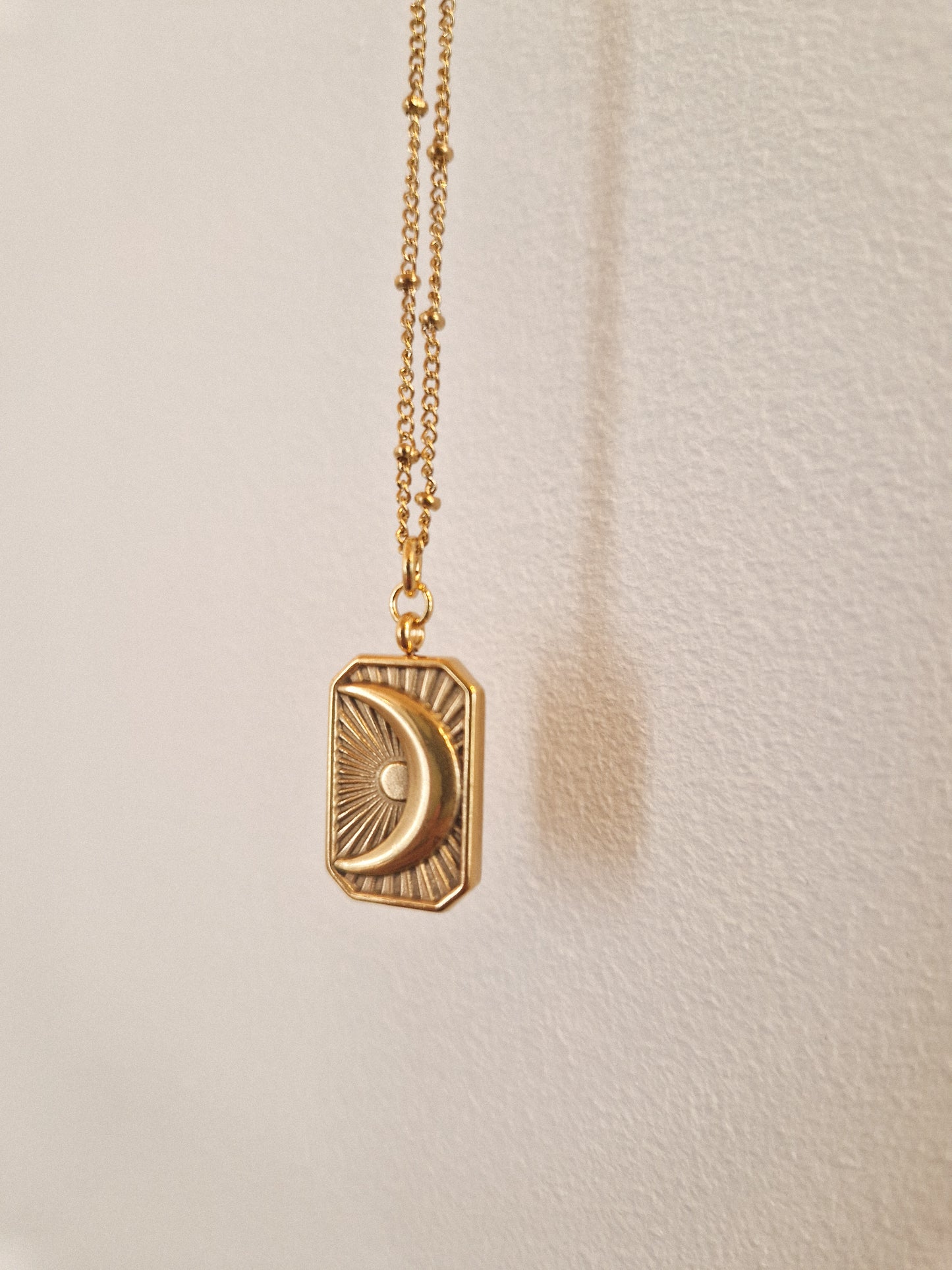 Collier Talisman Lune