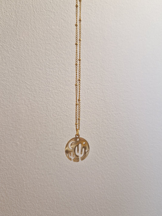 Collier Lost in the Desert