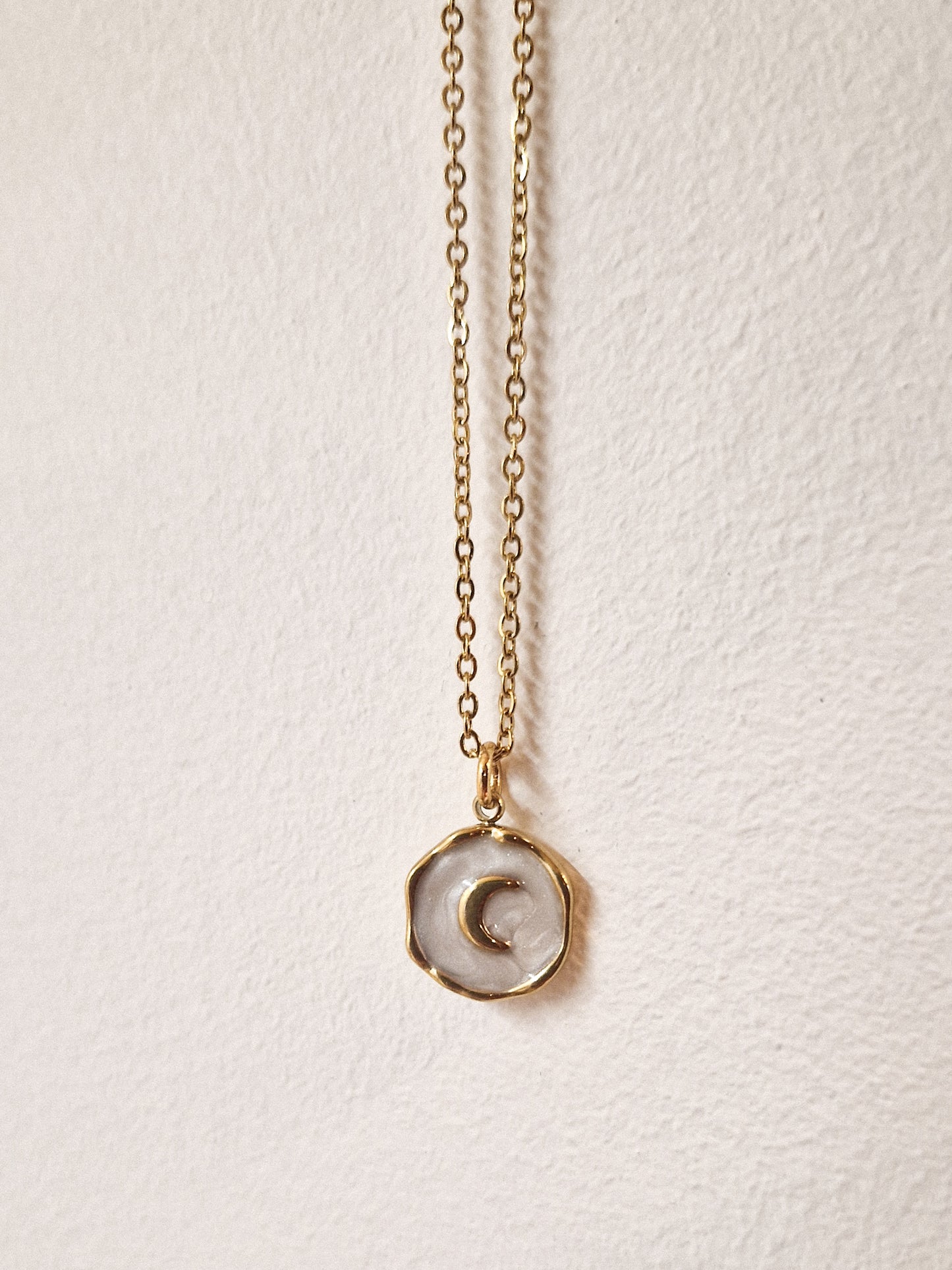 Collier White Moon