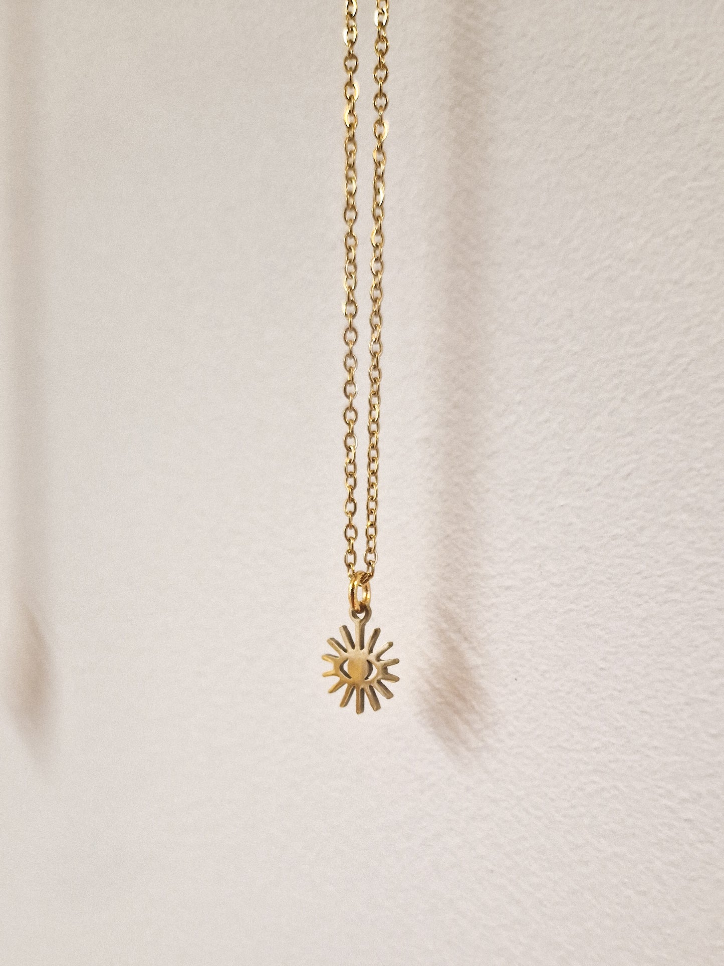 Collier Intention