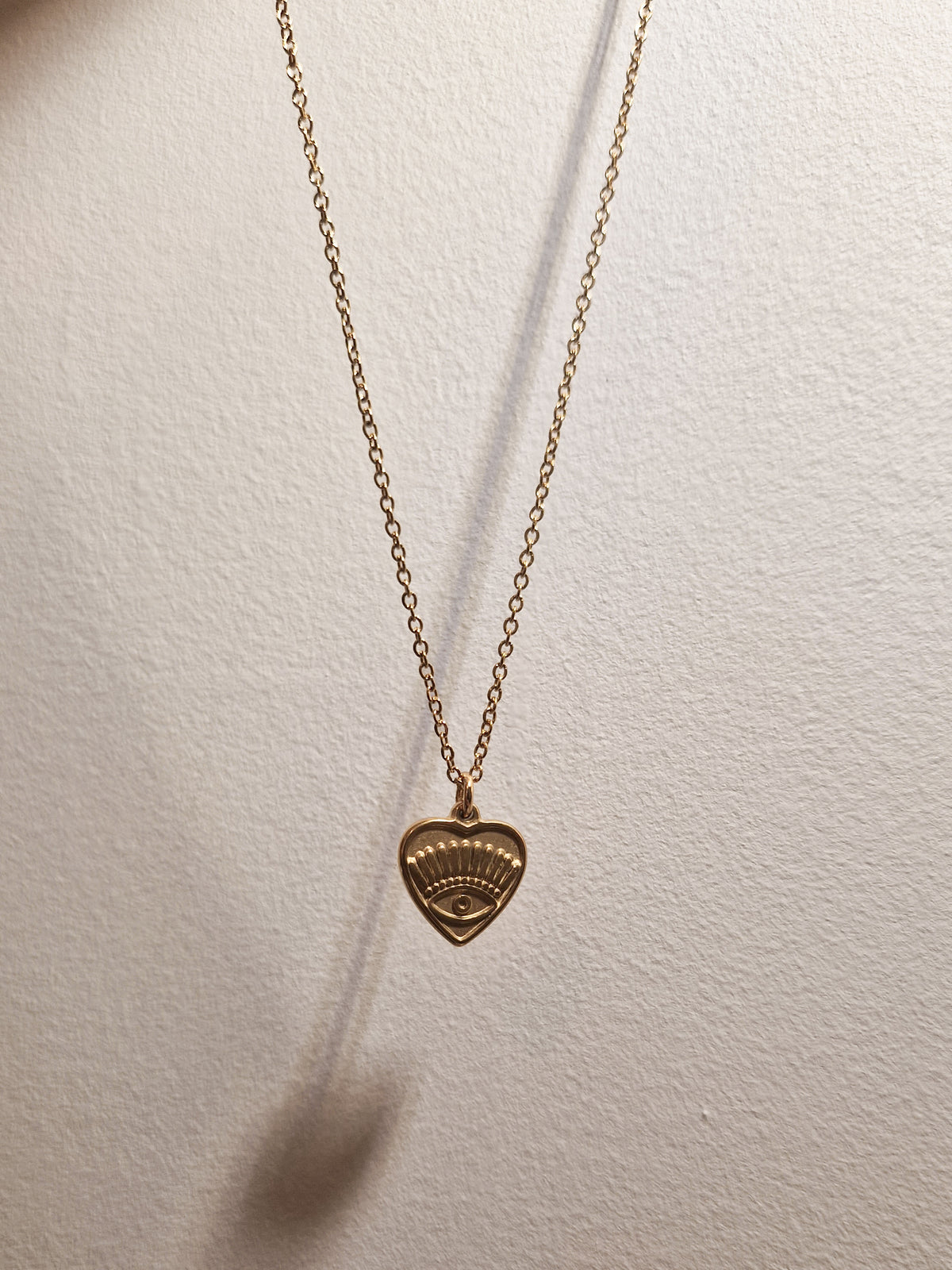 Collier Mora