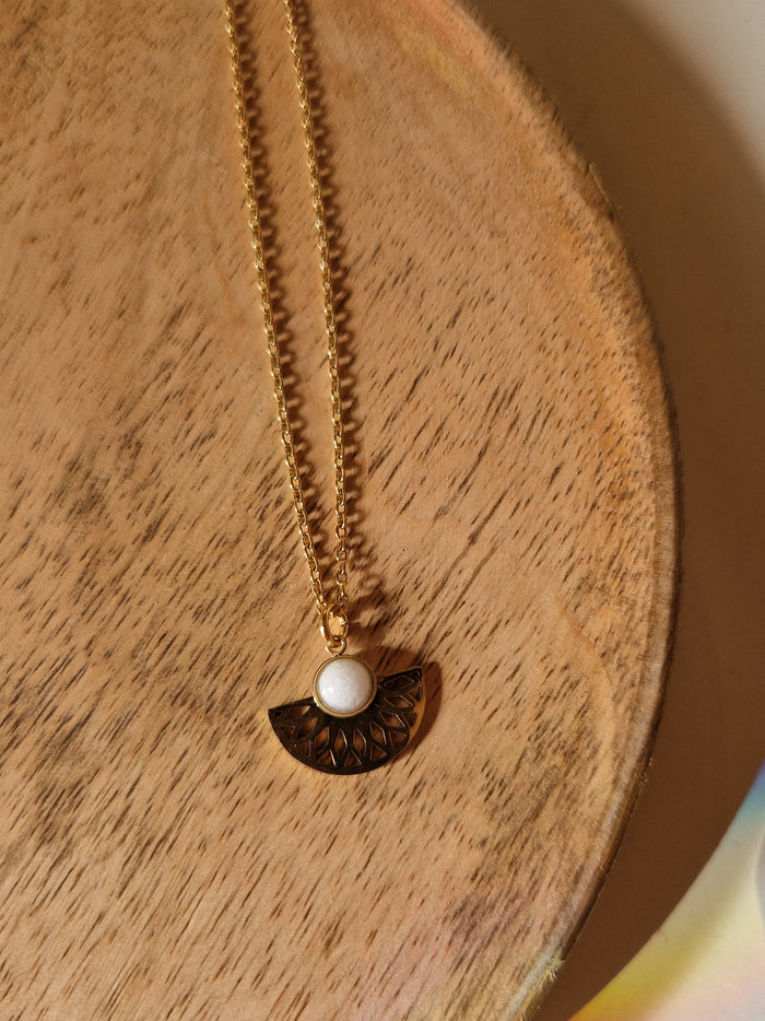 Collier Aton nacre