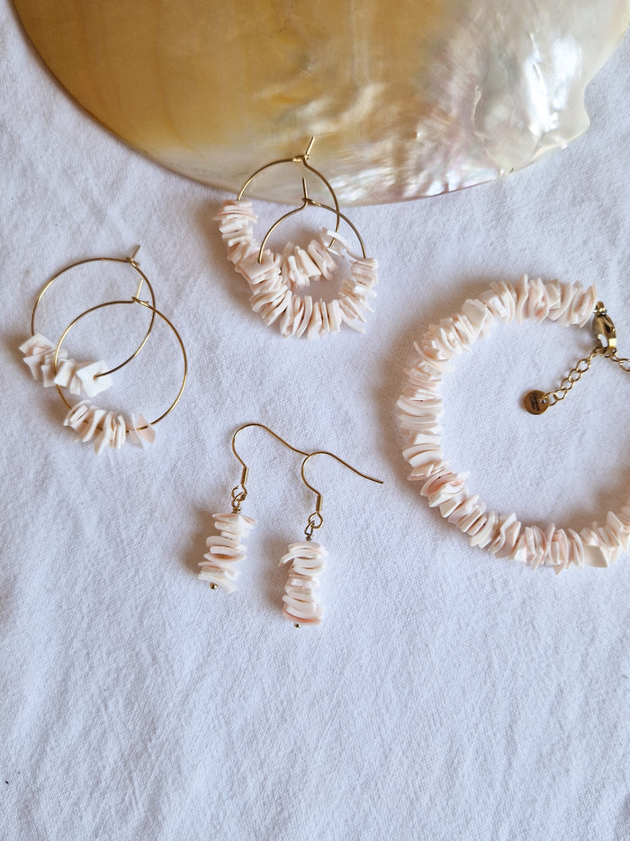 Boucles d'oreilles en chips de coquillage