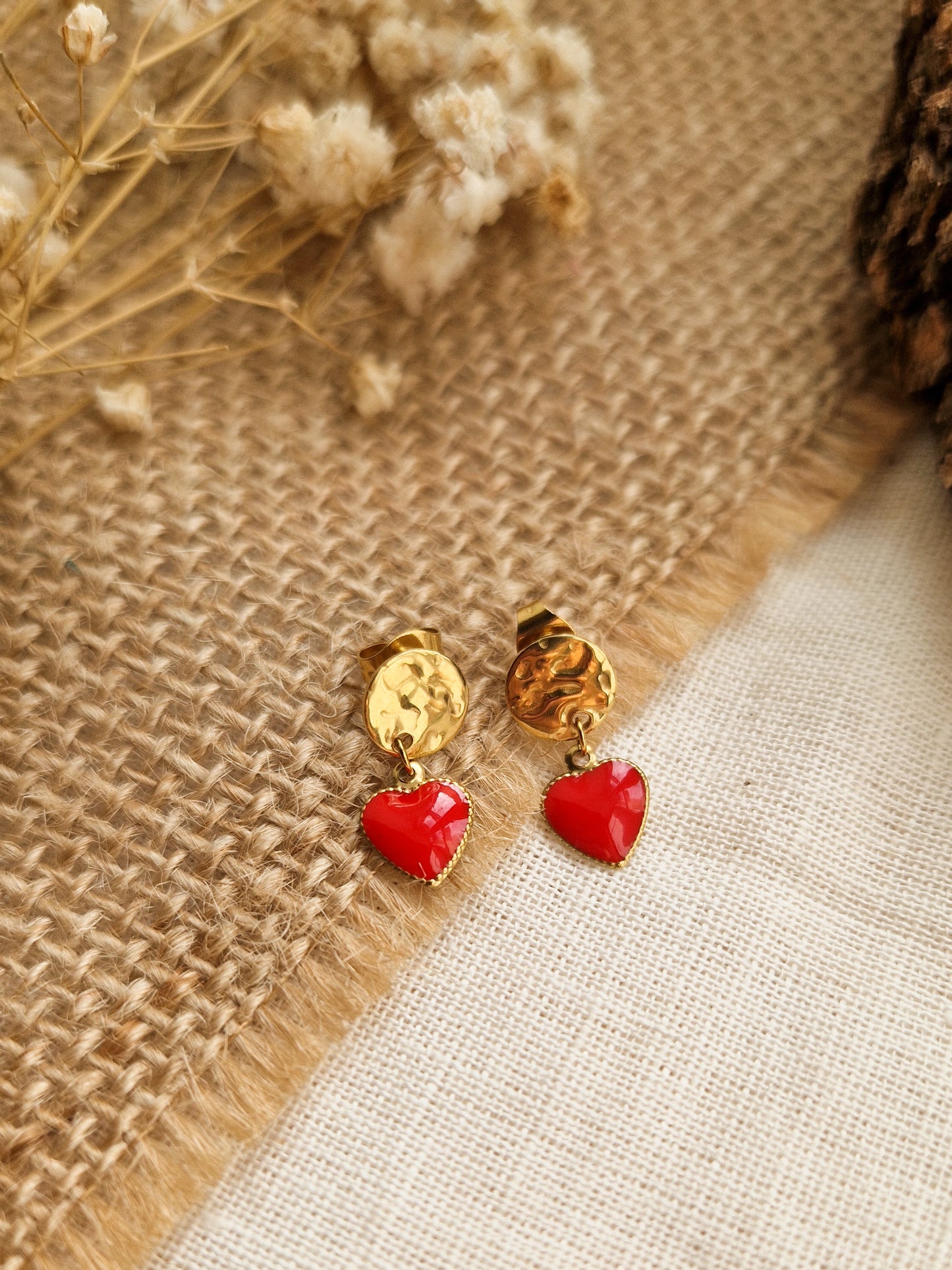 Boucles d'oreilles Petit coeur rouge