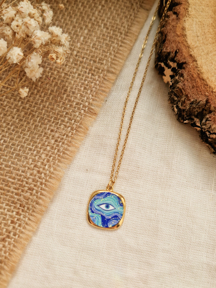 Collier Lucy