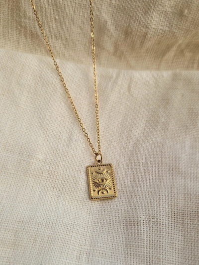 Collier Guide