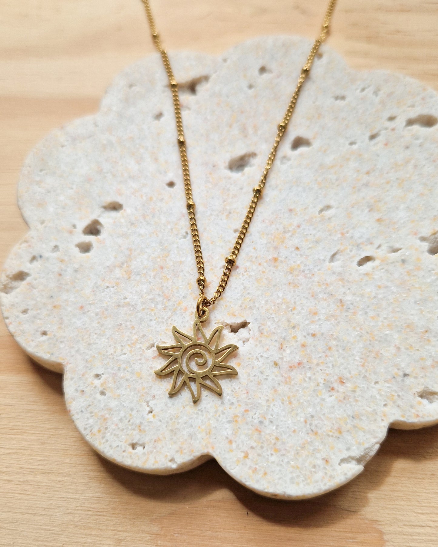 Collier Poco