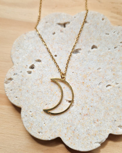 Collier Moon