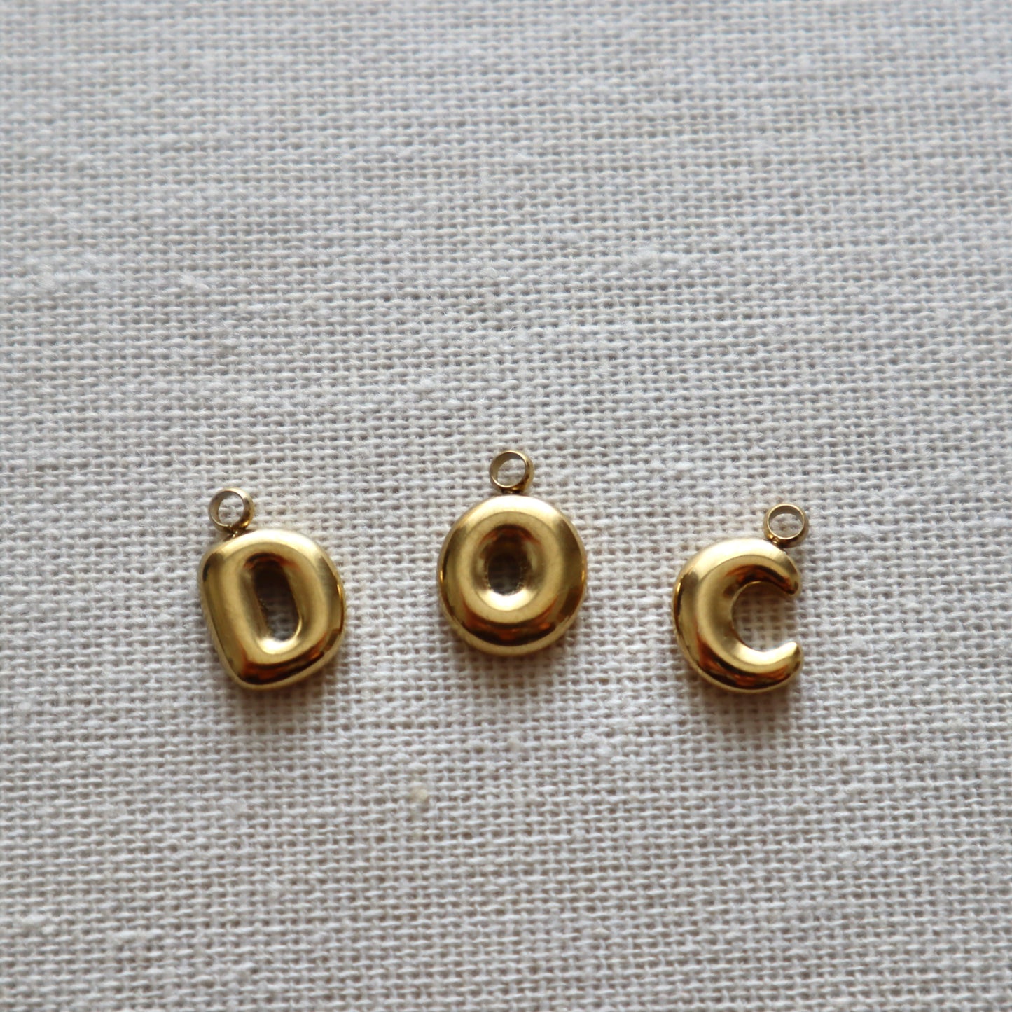 Pendentifs Lettres