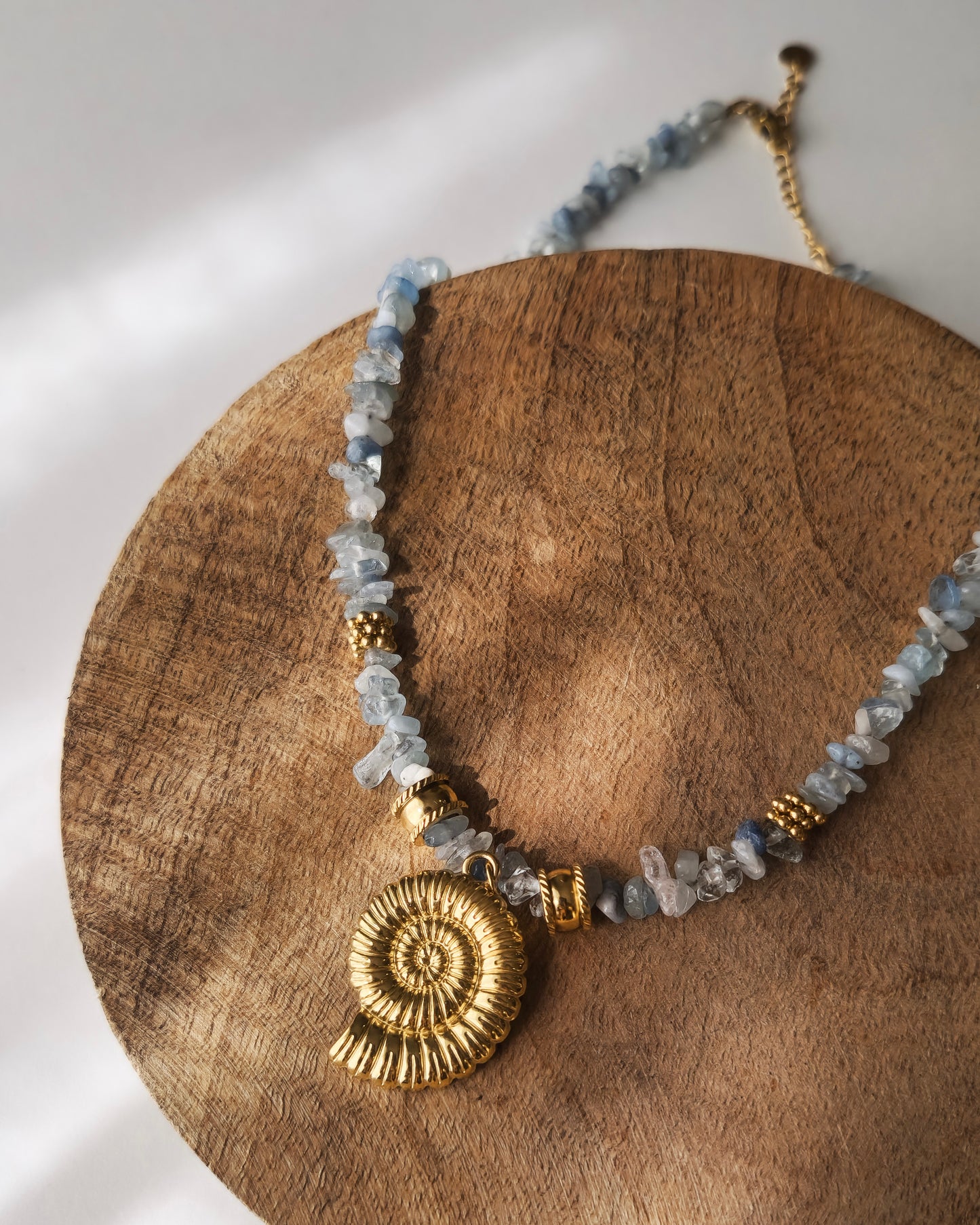 Ras de cou • The Sacred Spiral