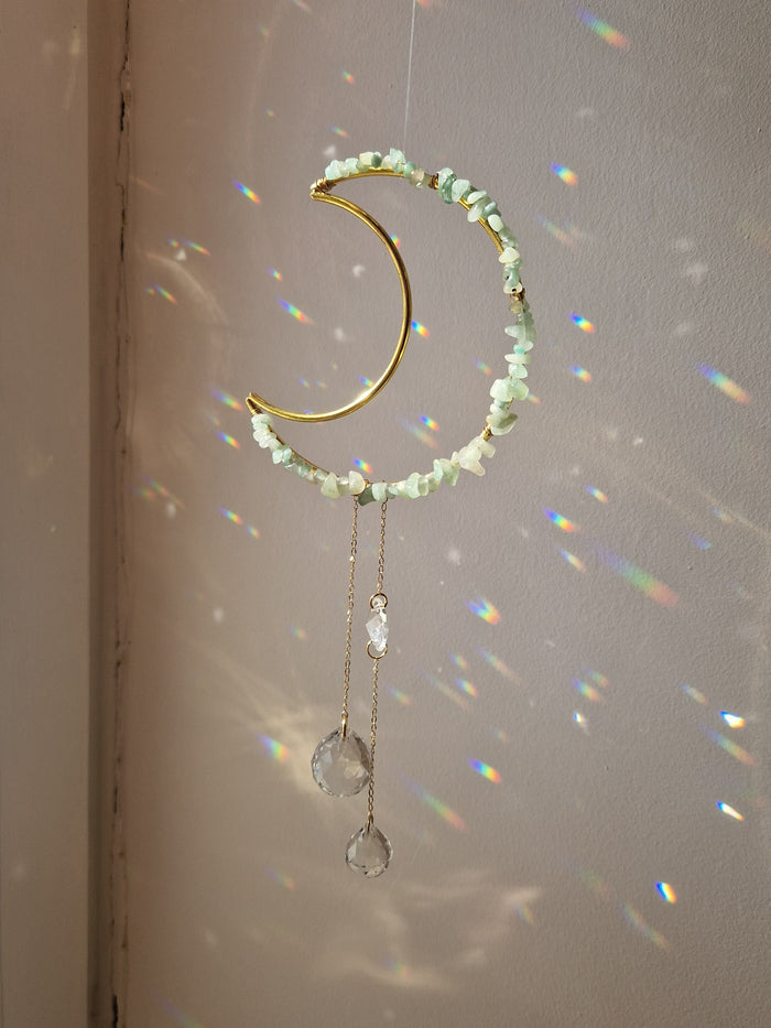 Attrape-soleil Lune d'Aventurine, modèle unique, en cristal facetté (suncatcher)