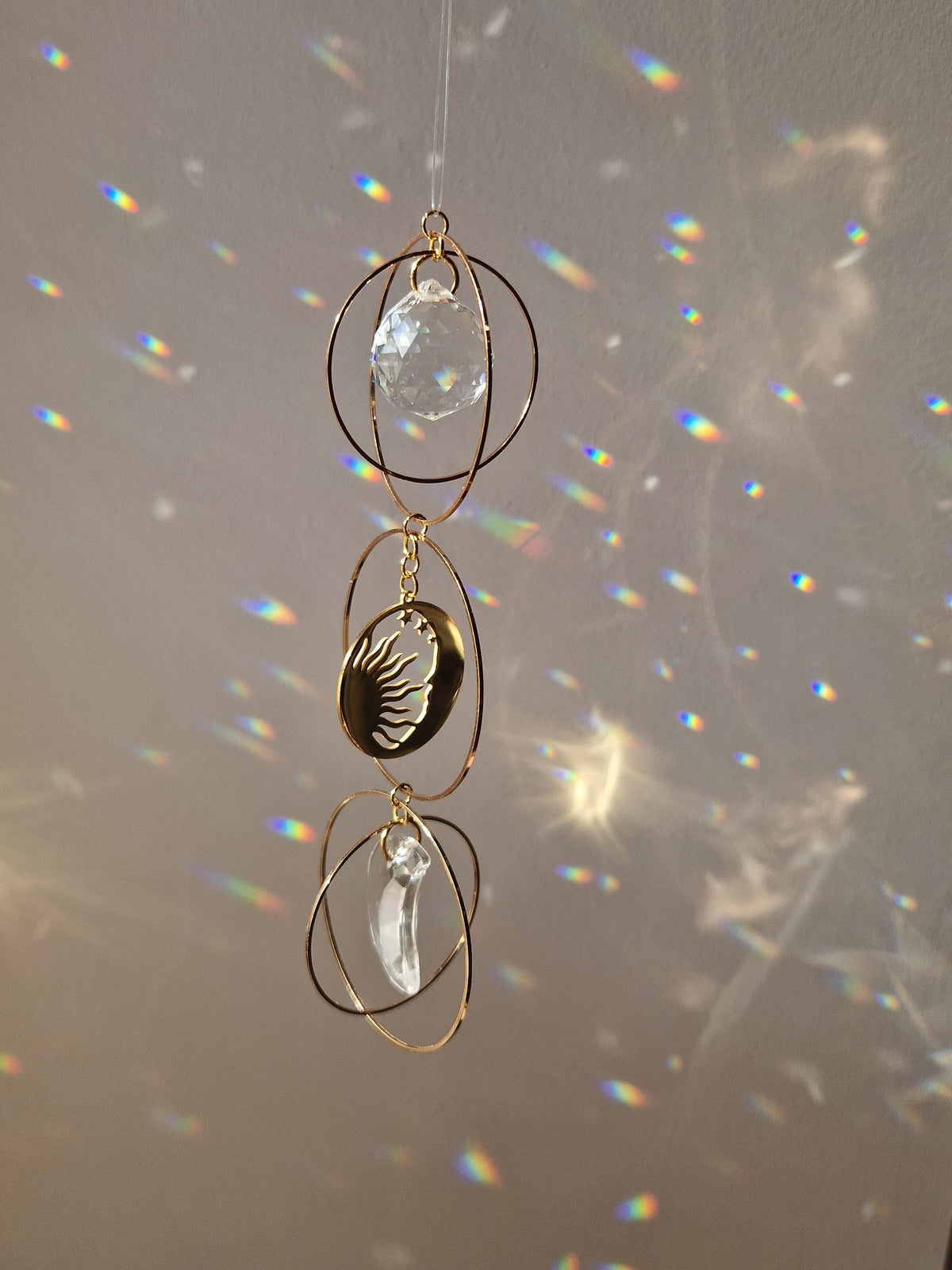Attrape-soleil Trois anneaux, modèle unique, en cristal facetté (suncatcher)