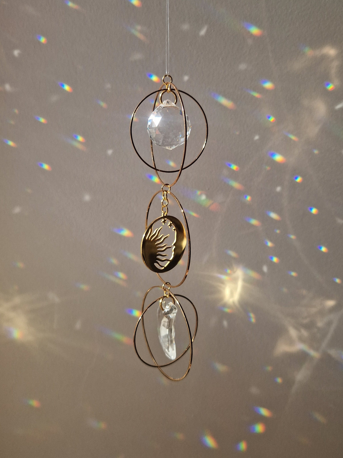 Attrape-soleil Trois anneaux, modèle unique, en cristal facetté (suncatcher)