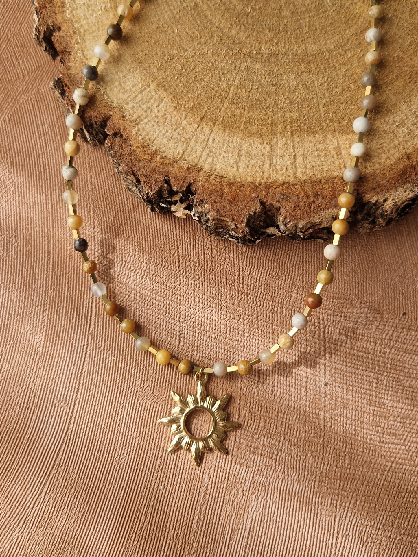 Collier #1 - Heart to Earth