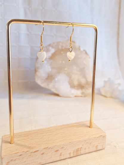 Boucles d'oreilles Petits Coeurs Nacre