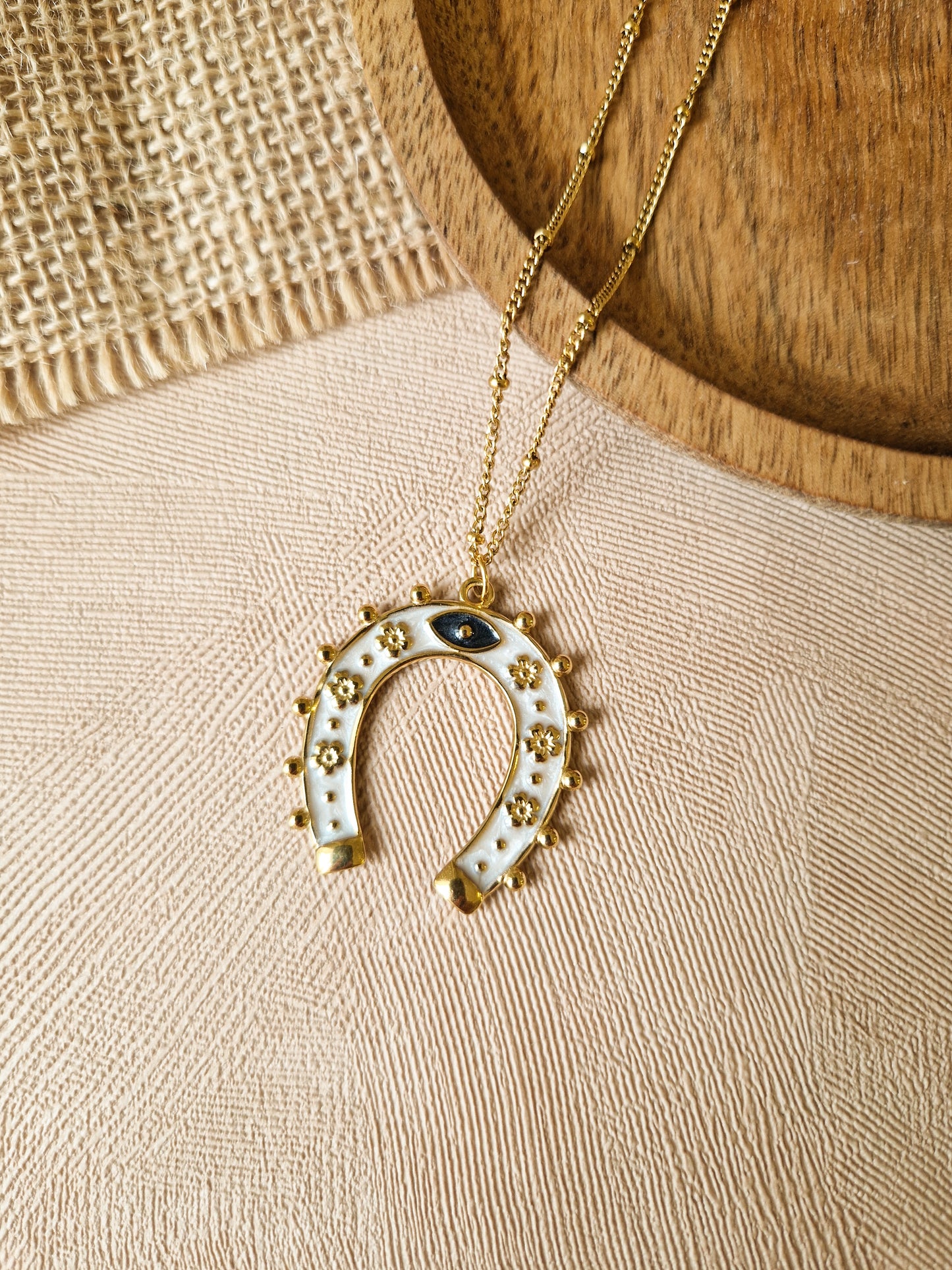 Collier Hippea