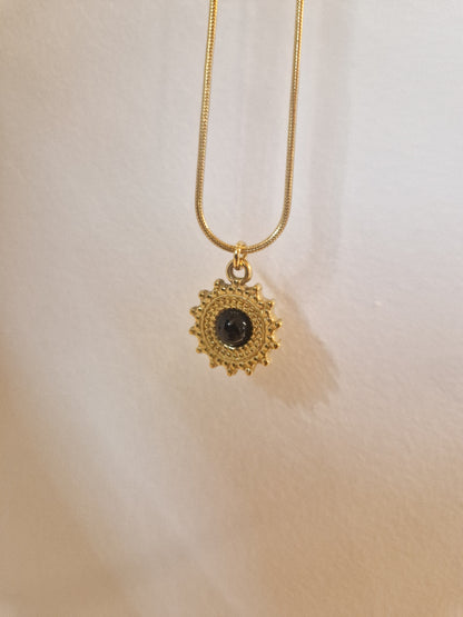 Collier Ilia