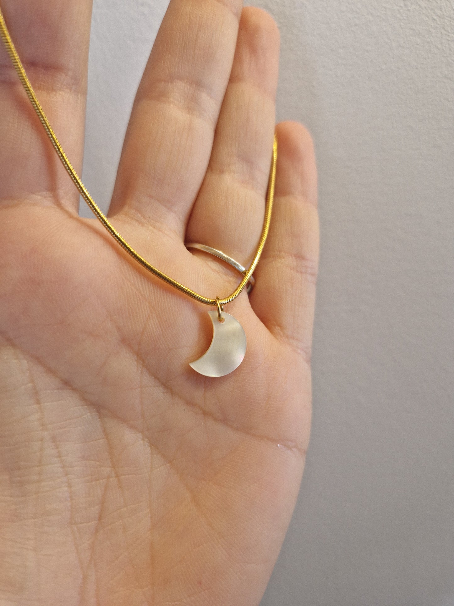 Collier Lune en Nacre