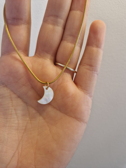 Collier Lune en Nacre