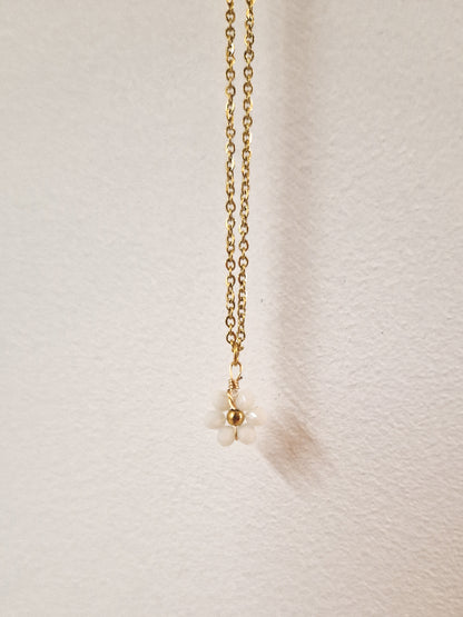 Collier Fleur Blanche