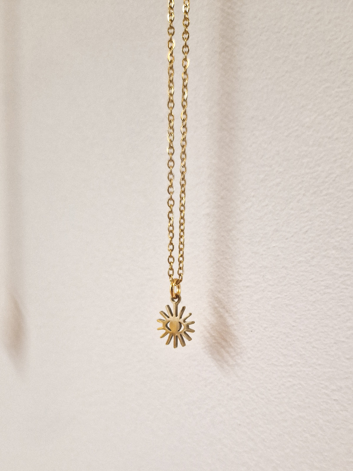 Collier Intention