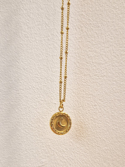 Collier Lua