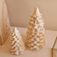 Sapin blanc avec neige dorée