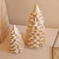 Sapin blanc avec neige dorée