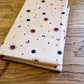 Couvre livre de poche avec marque-page intégré - Pochette/Couverture de livre - Possibilité de choisir la taille - Modèle Univers