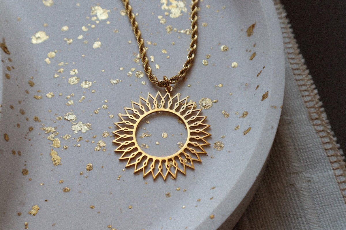 Collier Witch - Le soleil