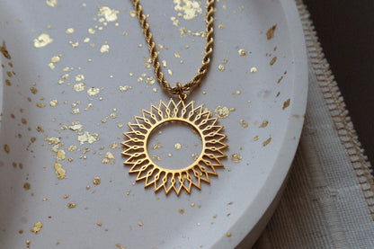 Collier Witch - Le soleil